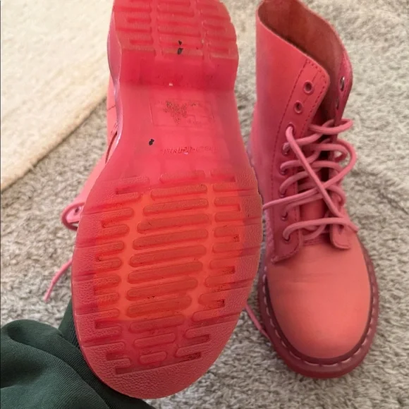 ACID PINK dr martens - Picture 3 of 4